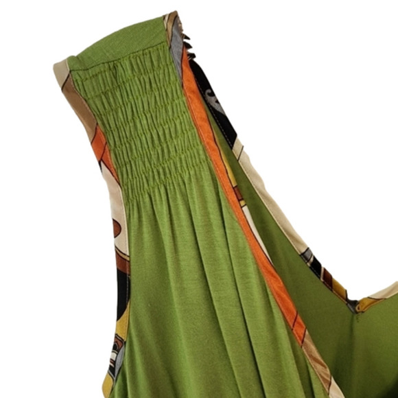 Serli Full of love green upper w/ elastic waist satin flower print bottom. NWOT - Picture 4 of 8